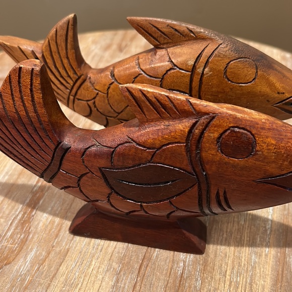 Vintage Two Wooden Carved Fish - Picture 14 of 17